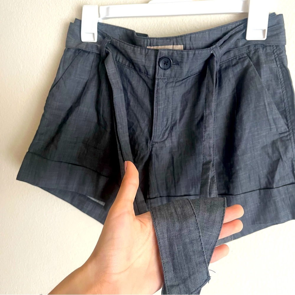 BANANA REPUBLIC Hampton Fit Chambray Shorts with STRAP, SIZE 2 PETITE NAVY BLUE - Picture 3 of 11